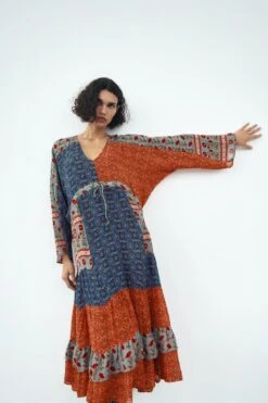 Zara ROBE MI-LONGUE IMPRIMÉE