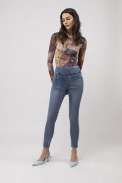 JEANS : B009-18 -CrocForm Boutique b119d37135d6582e