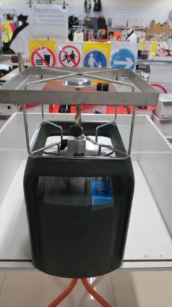 Kit Pour Gaz Cube Avec Briquet .