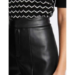 MORGAN Short Droit Simili Cuir | 3 SUISSES 10 MORGAN Short Droit Simili Cuir | 3 SUISSES -CrocForm Boutique short droit simili cuir noir 3508018 6984056 56 1140x1140